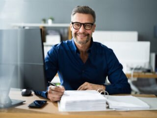 360_F_406150830_7oXSJdGm6FuTQ6ykalHb4noyL6vtNhpK