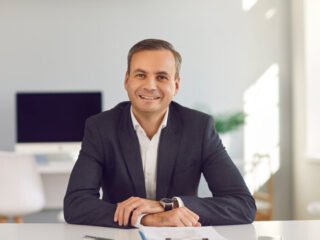 360_F_410179439_izeZbkMJCzdFA7AV2jPOWN767J55L4Rt