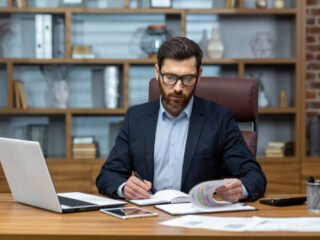 istockphoto-1502449969-612×612-1